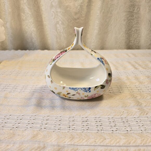 Vintage Grace Teaware Fine Porcelain Floral Gravy Boat - Picture 2 of 8